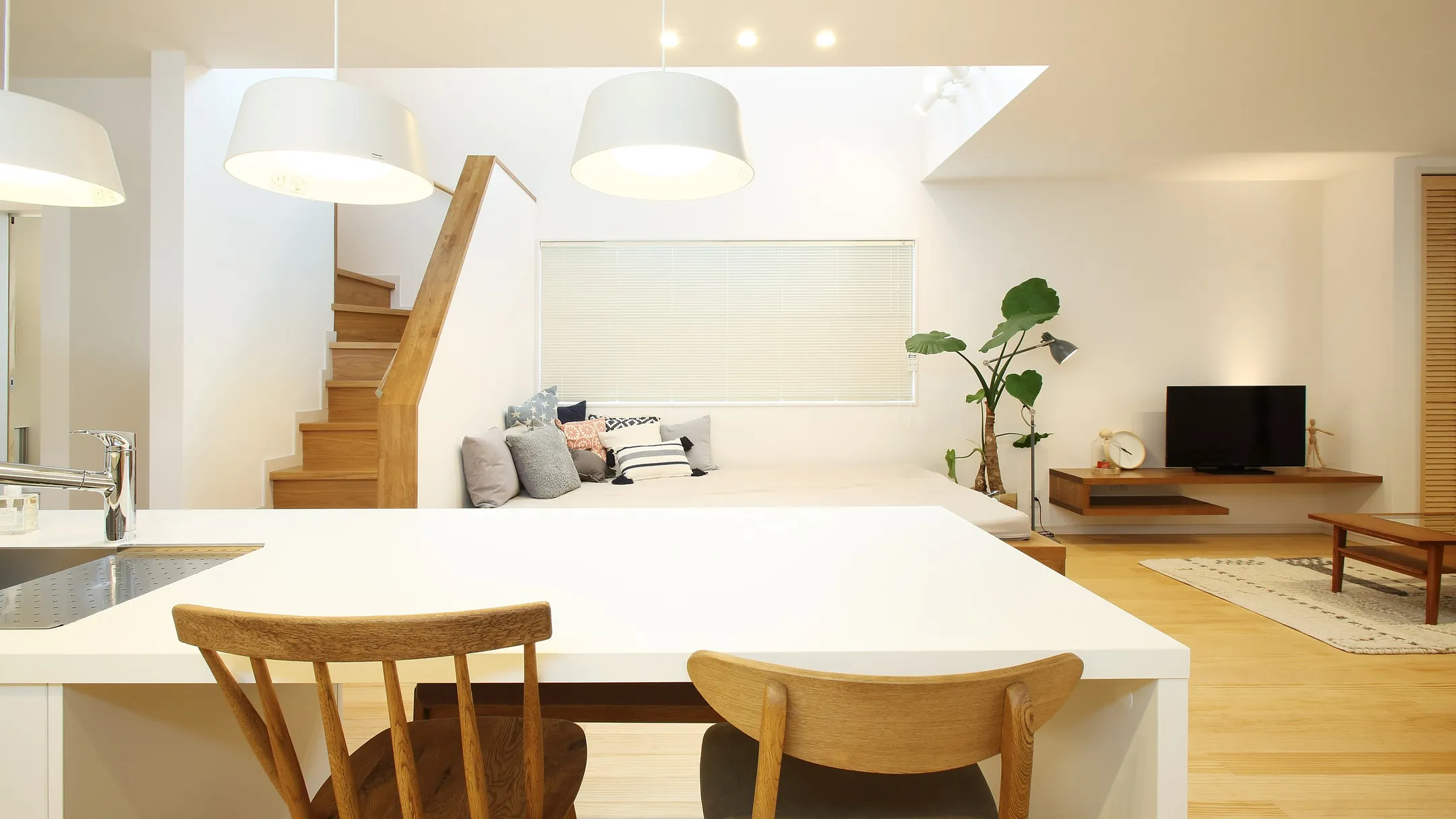 いろはいえでは少ないですが吹抜けのある家。