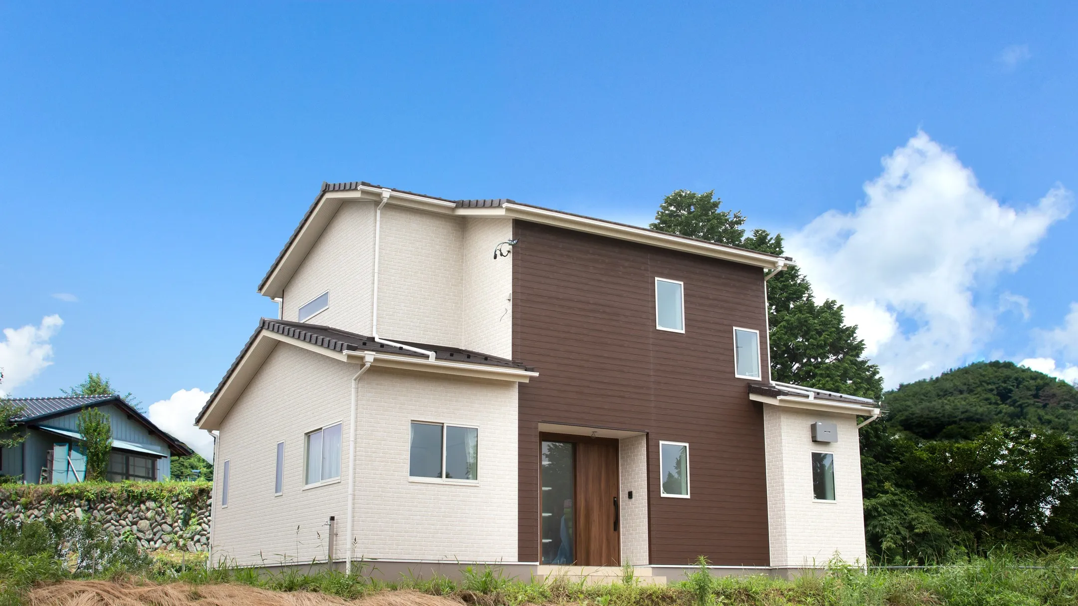 いろはいえ岐阜の外壁はサイディングが標準です。