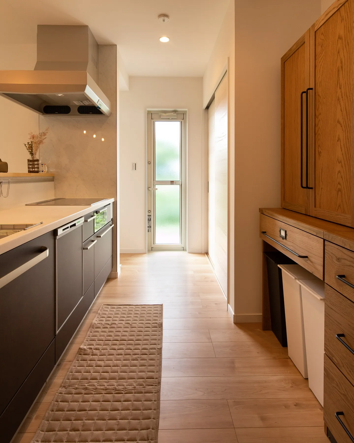 キッチンは毎日立つ大事な家事の場所。