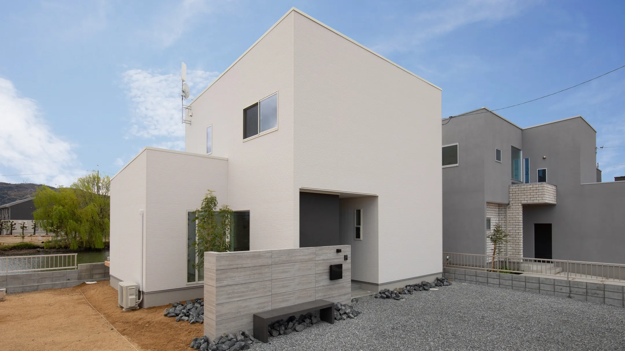 定額制なのに自由設計ないろはいえは屋根なども選べます。