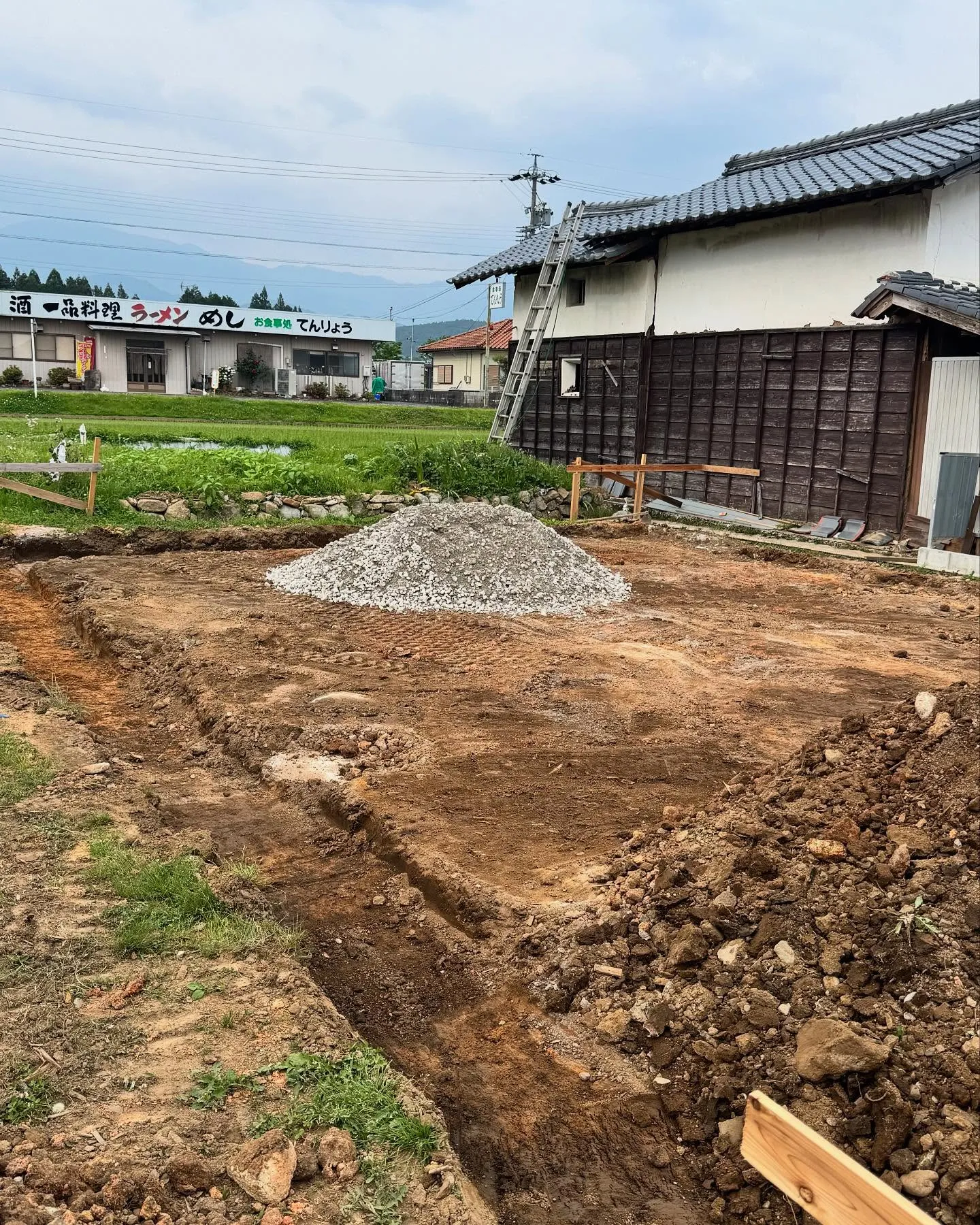 中津川市内のS様邸、基礎工事スタートしました(^0^)/