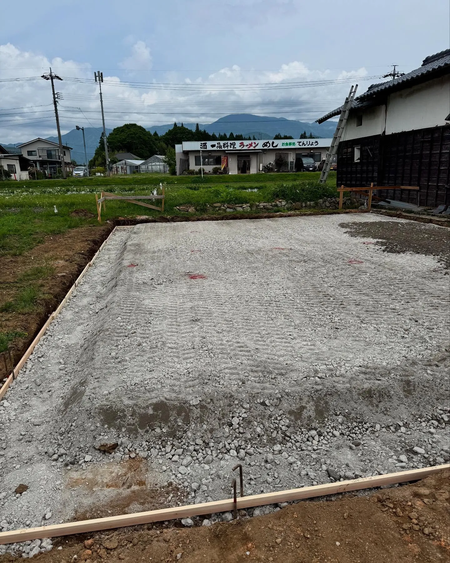 基礎工事は順調に進んでおります。
