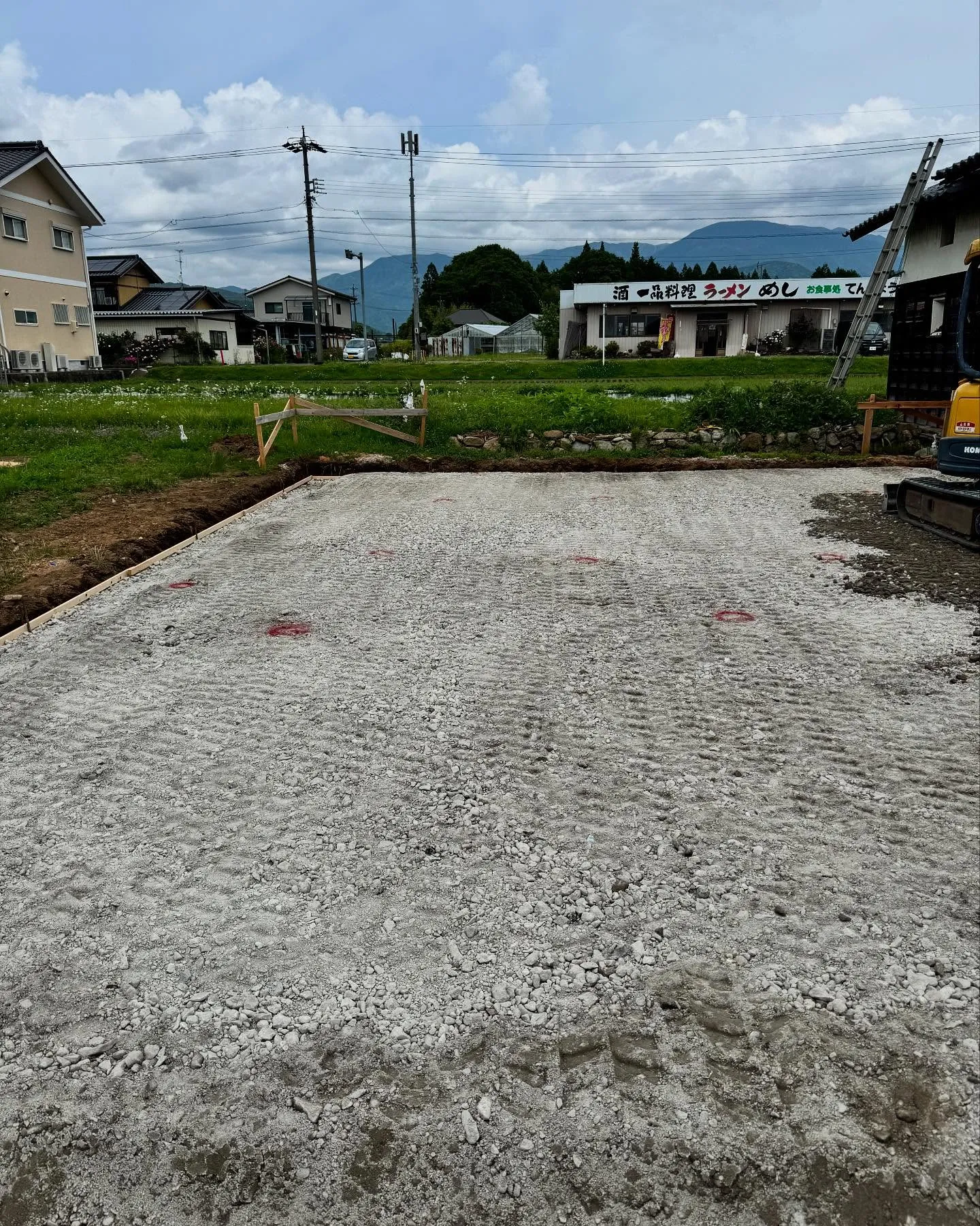 基礎工事は順調に進んでおります。