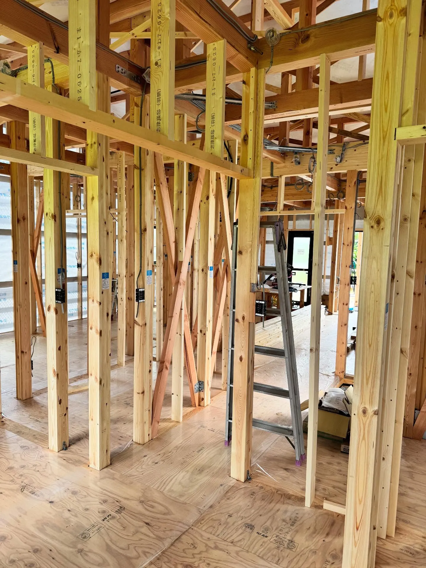 着々と工事は進んでおります。